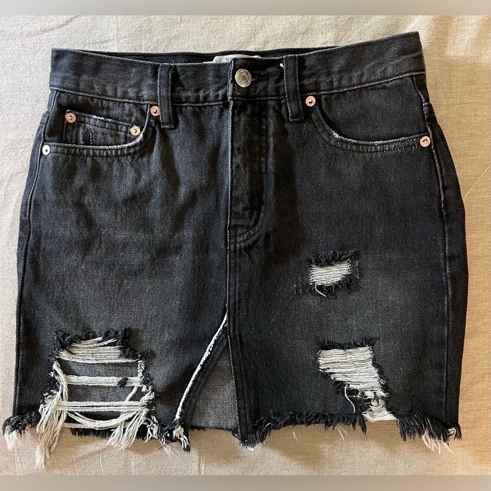 Free People | Grunge 90s Style Festival Black Distressed Denim Mini Skirt | 24